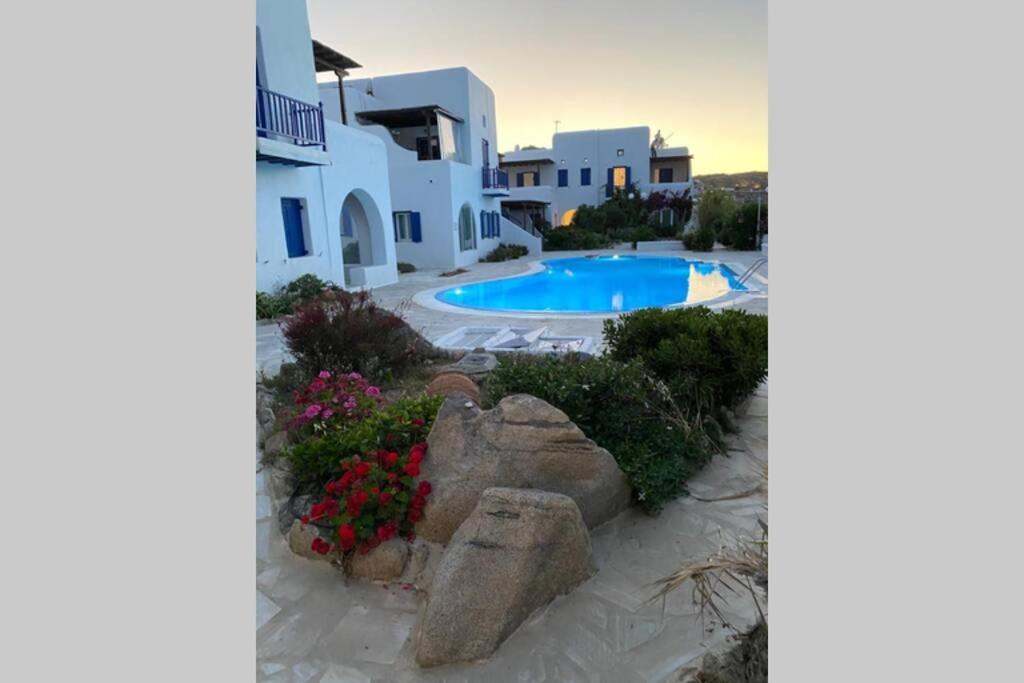 Mykonos Town Pigeon House Ornos Beach מראה חיצוני תמונה